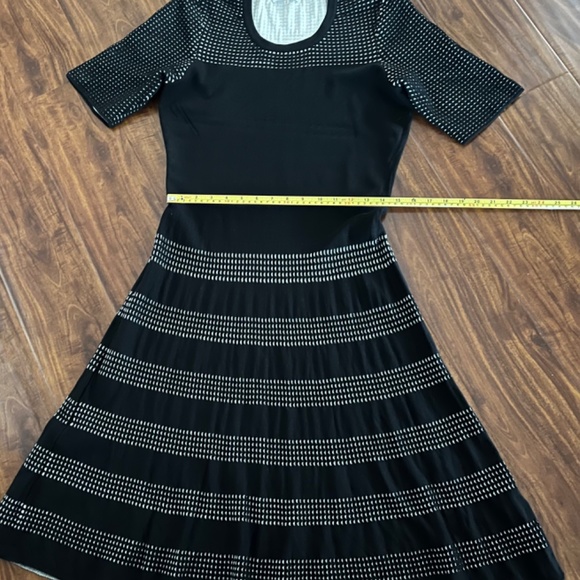 Calvin Klein swater Knit Dress - Picture 4 of 11